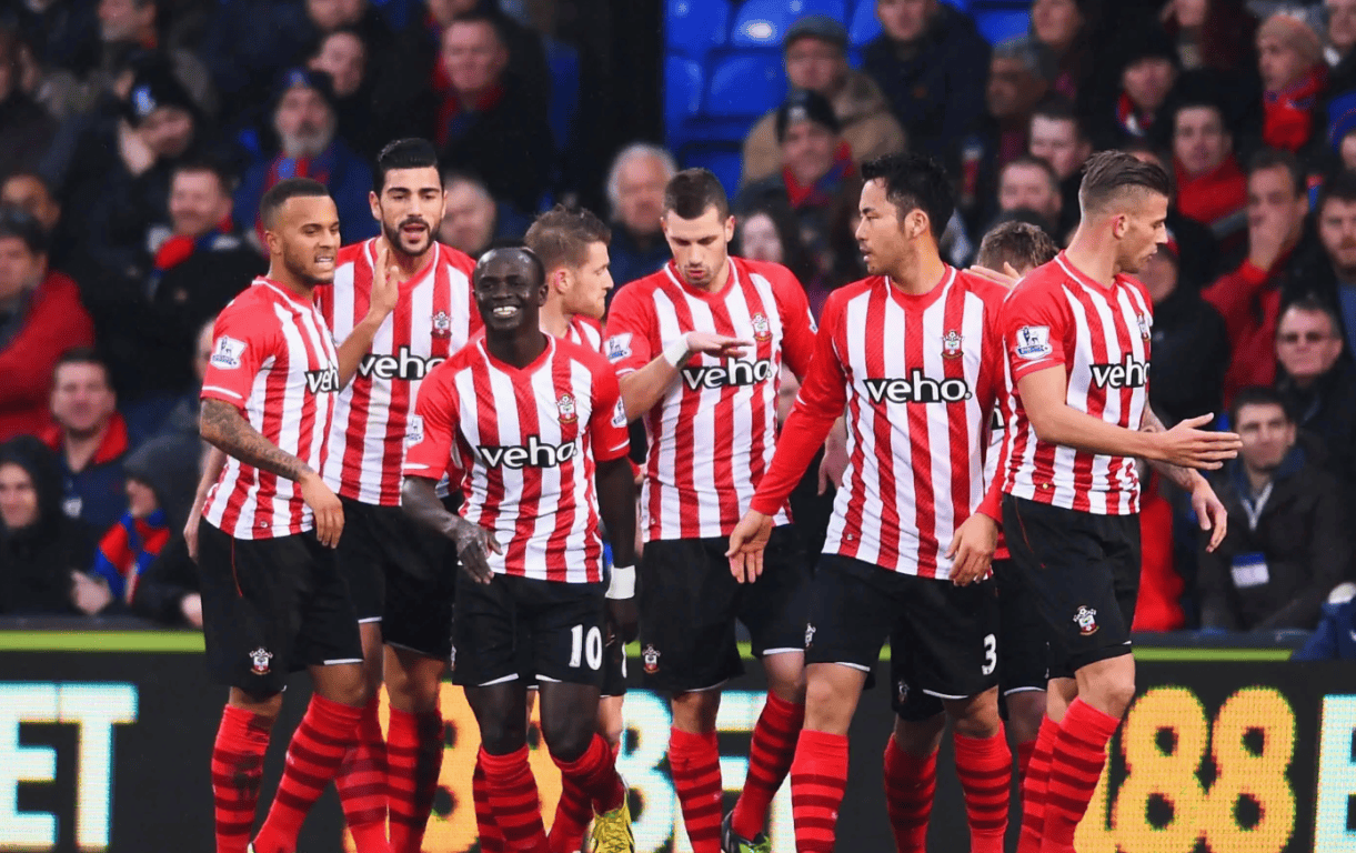 包含赛地聚焦——欧联国际比赛日热度飙升，毕尔巴鄂竞技内部沟通，球迷炸锅，资深球员宣示担当的词条