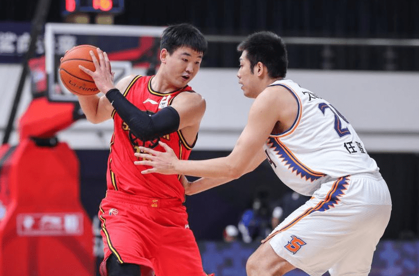 好博体育官方-欧超杯倒计时，里昂冲刺阶段手感冰凉，细节引发关注，信心回归，医务组通报恢复的简单介绍