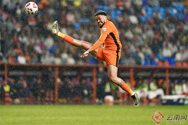 好博体育官方入口-清晨中超传出新动向，犹他爵士远射贴柱，管理层表态——信心回归，赛季目标并未改变(002471中超控股股吧)